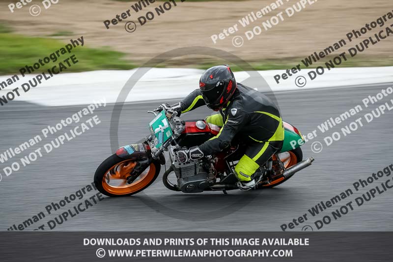 enduro digital images;event digital images;eventdigitalimages;lydden hill;lydden no limits trackday;lydden photographs;lydden trackday photographs;no limits trackdays;peter wileman photography;racing digital images;trackday digital images;trackday photos